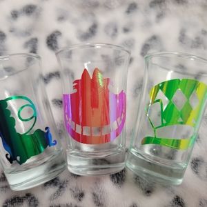 Alice in Wonderland Cheshire Cat Caterpillar Mad Hatter Mini Shot Glass set